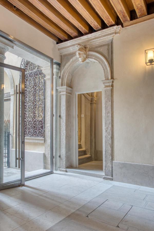 Palazzo Bonvicini 10 Apartment Venice Luaran gambar